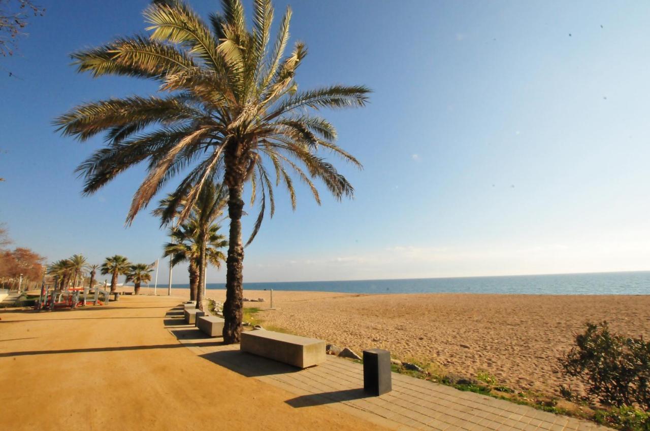 Homeholidaysrentals Elodie Calella Bagian luar foto